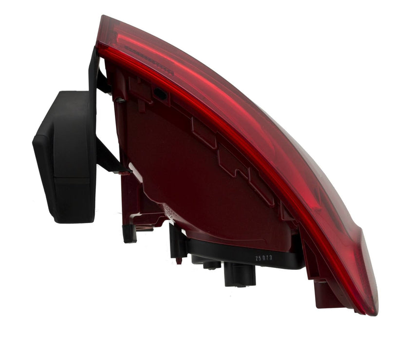 Audi Tail Light Assembly – Driver Side Outer (Bulb – Outer section – for e.g. Audi A4 (8K2, B8) – SAE – left SAE) – Hella 8K5945095AB