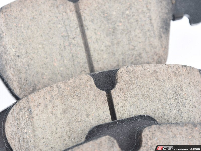 Front & Rear Euro Ceramic Brake Pad Kit