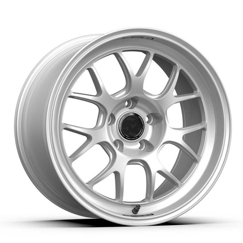 fifteen52 Vertex RSR 18x10.5 5x120 ET25 Wheel - Radiant Silver