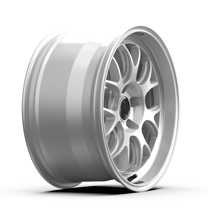 fifteen52 Vertex RSR 18x9.5 5x120 ET22 Wheel - Radiant Silver