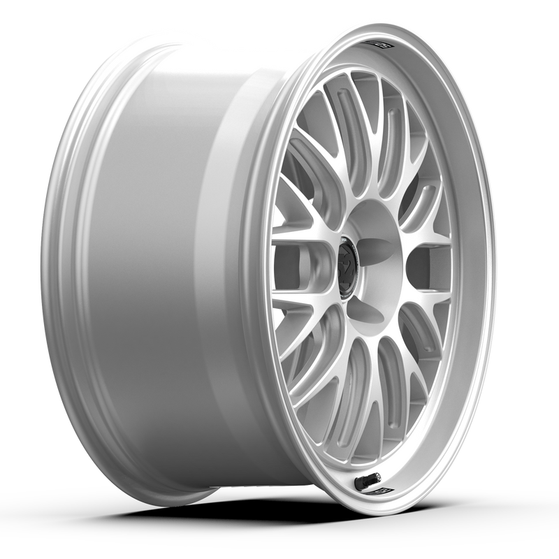 fifteen52 Holeshot RSR 20x10 5x114.3 ET35 Wheel - Radiant Silver
