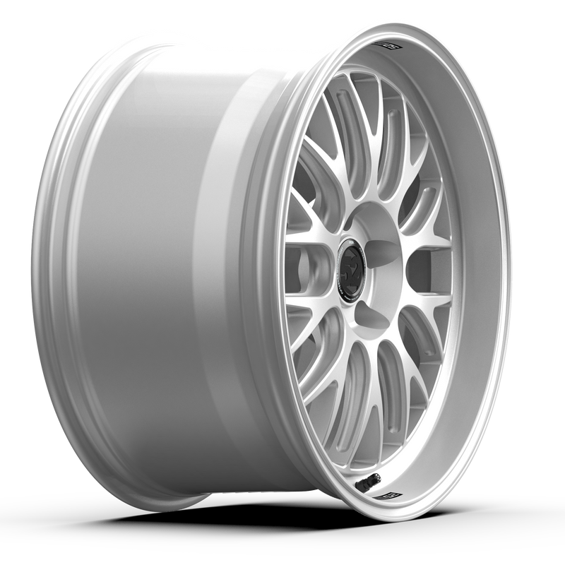 fifteen52 Holeshot RSR 20x11 5x120 ET43 Wheel - Radiant Silver