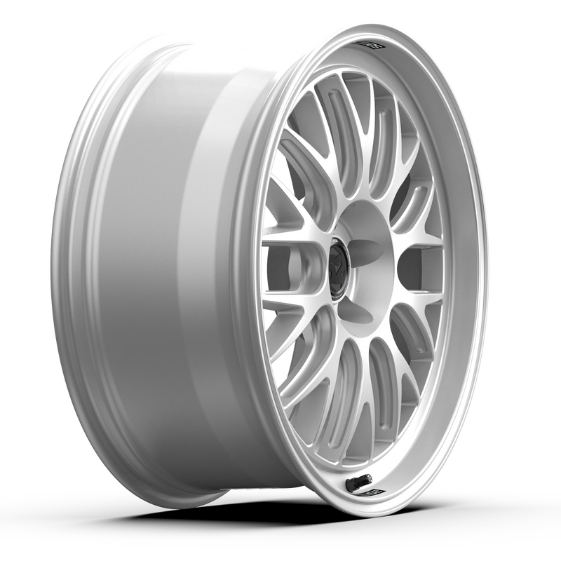 fifteen52 Holeshot RSR 20x9 5x112 ET25 Wheel - Radiant Silver