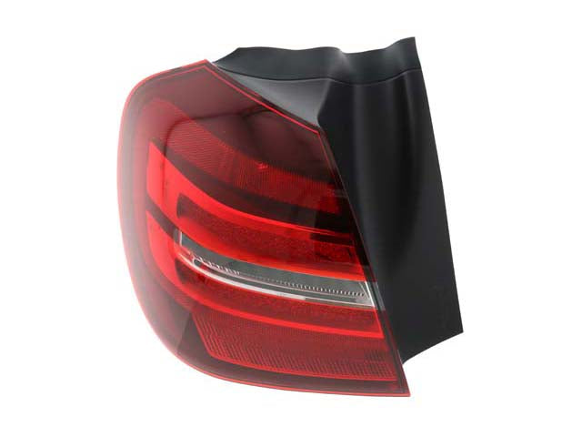 AUTOMOTIVE LIGHTING Taillight - LUS7982