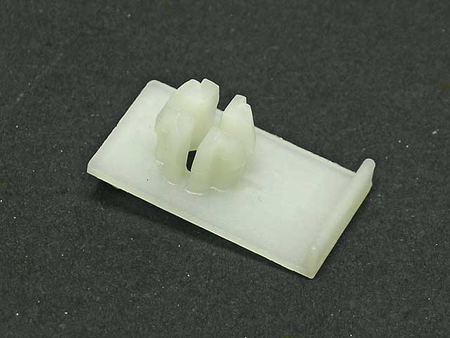 GENUINE MERCEDES Window Regulator Clip - A1639880578