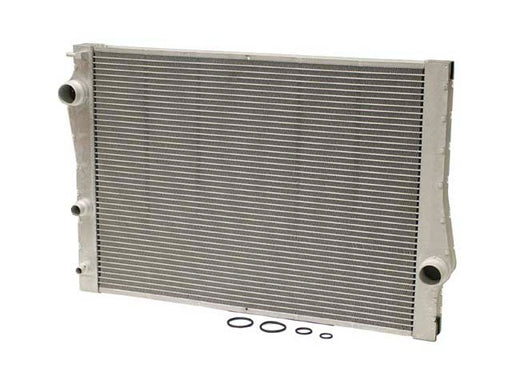 NISSENS Radiator - 60823