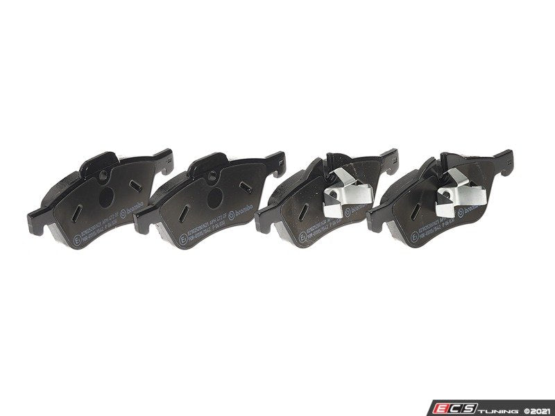 Front Brake Pad Set  P 06 030