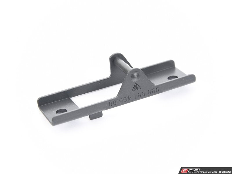 Convertible Top Stowage Compartment Latch