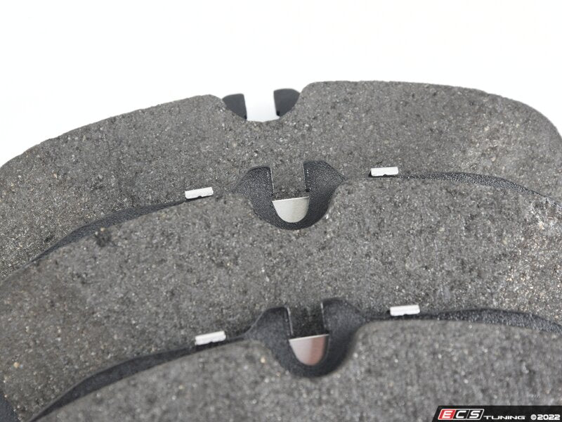 Front Brake Pad Set