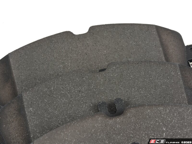 Front Brake Pad Set - Ceramic