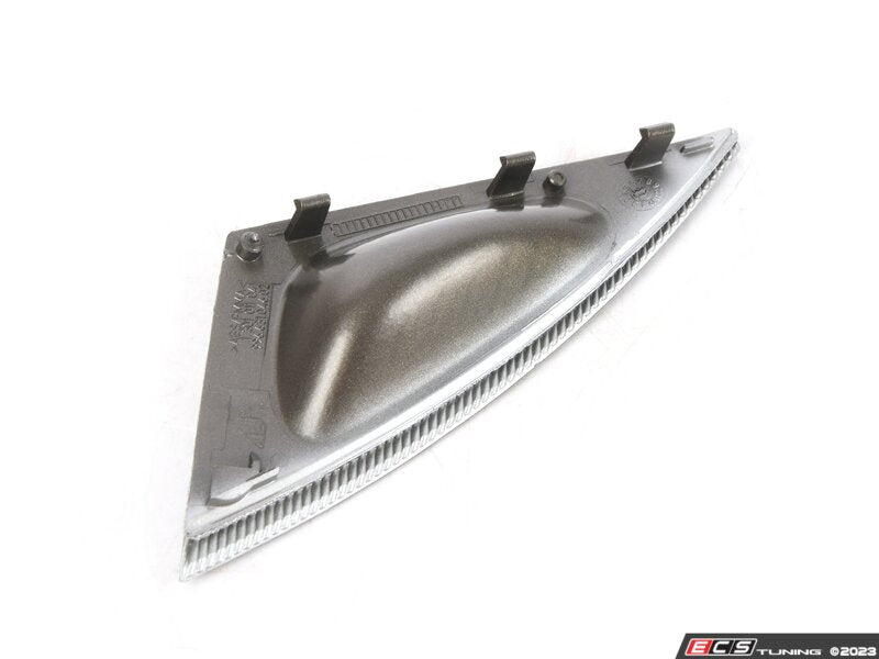 Headlamp Assembly Corner Trim
