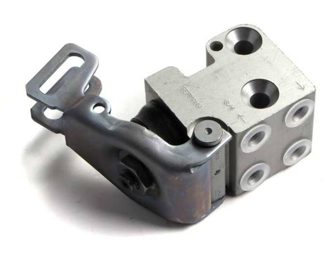 VW Brake Proportioning Valve 1H0612151 – Genuine VW/Audi
