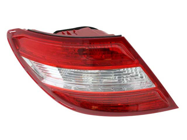 TYC Taillight - 11-11748-00
