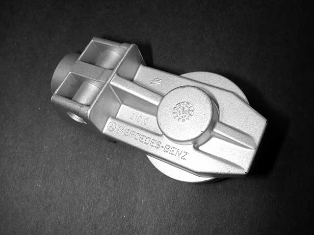 GENUINE MERCEDES Steering Lock - A2104620030