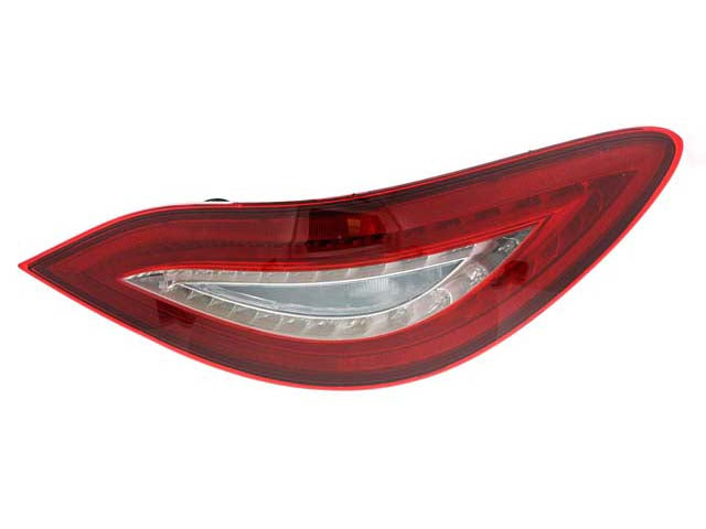 AUTOMOTIVE LIGHTING Taillight - LUS7821
