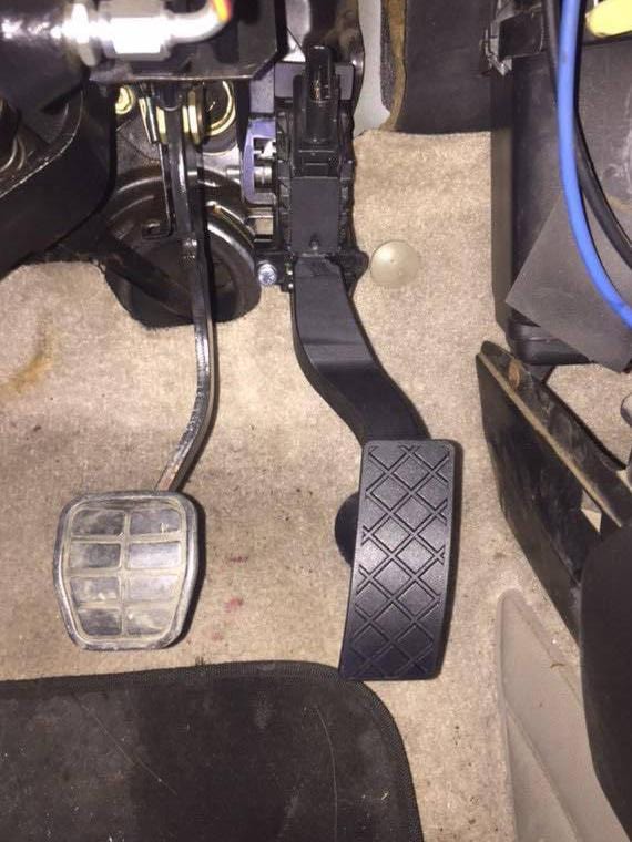 Fabless Mk7 Gas Pedal Adapter - VW Mk2 | Corrado (LHD)