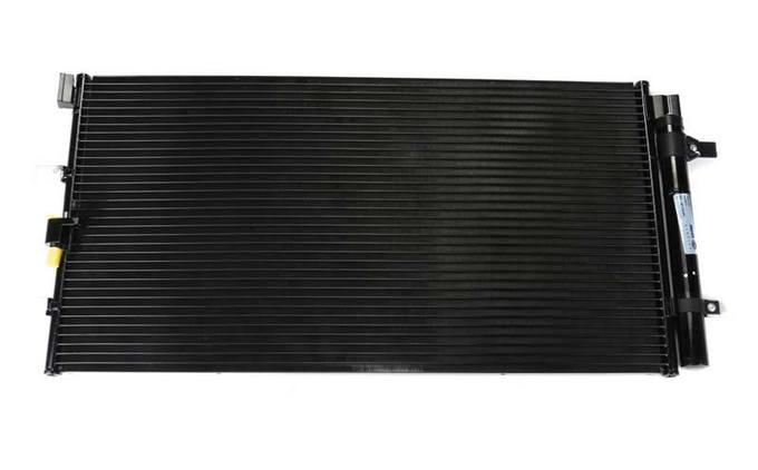 Audi A/C Condenser 8T0260403C – Behr 351319481
