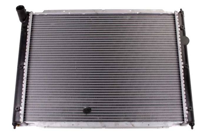 VW Radiator 068121253E – Behr Premium 376713631