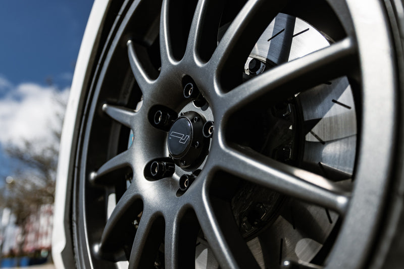 Racingline Cup Edition 18x8.5 +45 Wheels (Sold As Set) | VWR600007