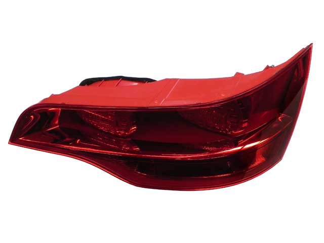 AUTOMOTIVE LIGHTING Taillight - LUS5531