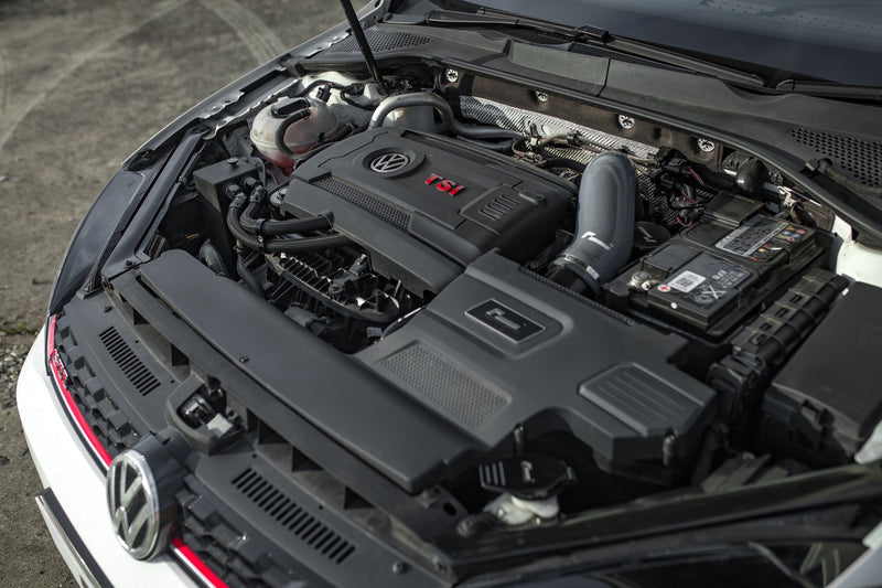 RacingLine R600 Intake With TriFoam Filter for MQB Vehicles | VWR12G7R600
