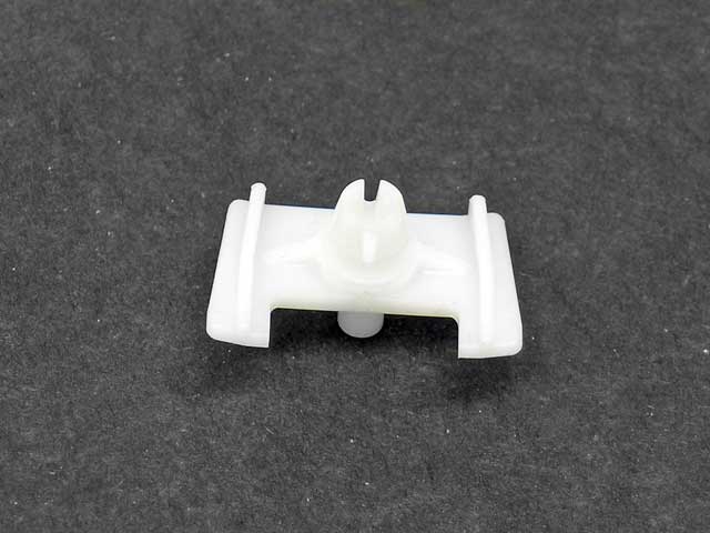 GENUINE BMW Moulding Clip - 51-13-1-875-898