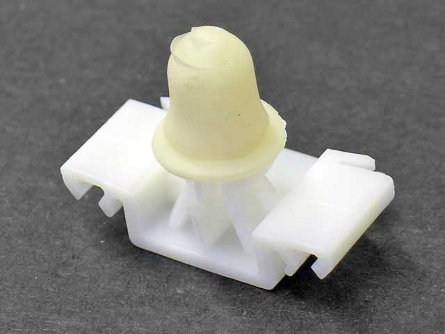 O.E.M. Moulding Clip - 003-80-08866