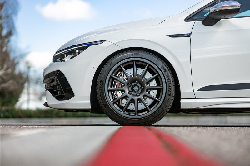 Racingline Cup Edition 18x8.5 ET35 Wheels (Sold Individually) | VWR610100