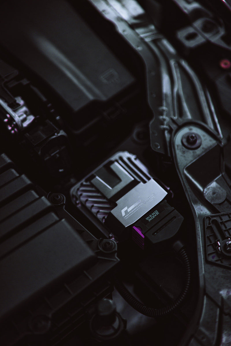 RacingLine PCM Plug-In Tuning Module for Audi 8Y RS3 | VWR030001-RS38Y