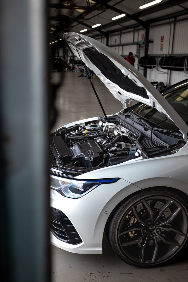 Racingline Hood Strut Conversion for Golf MK8