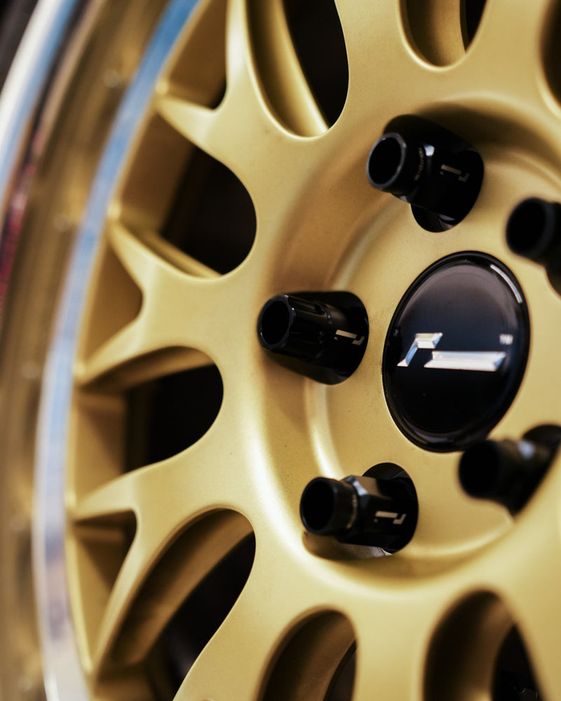 RacingLine Locking Wheel Nuts for Stud &amp; Nut Conversion Kits (R13 Ball Seat) | VWR630301