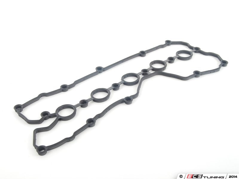 Valve Cover Gasket Set - Right