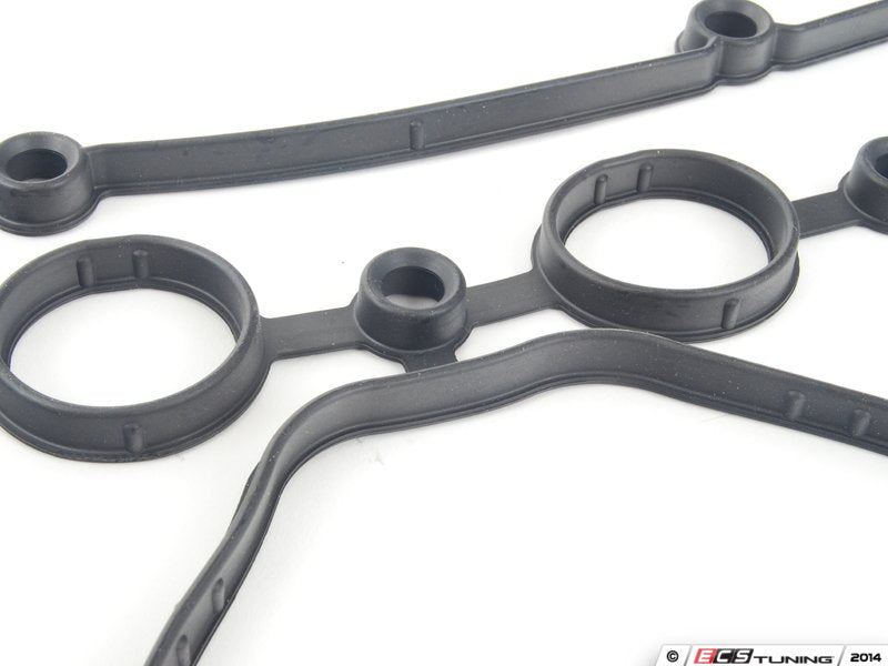 Valve Cover Gasket Set - Right