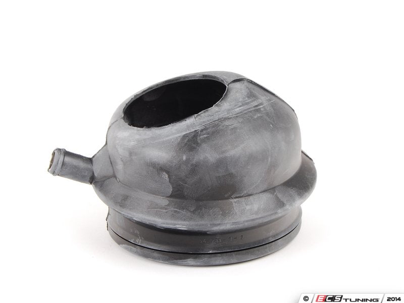 Fuel neck sleeve