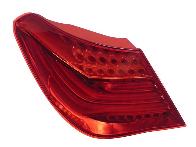 AUTOMOTIVE LIGHTING Taillight Assembly - LUS5732