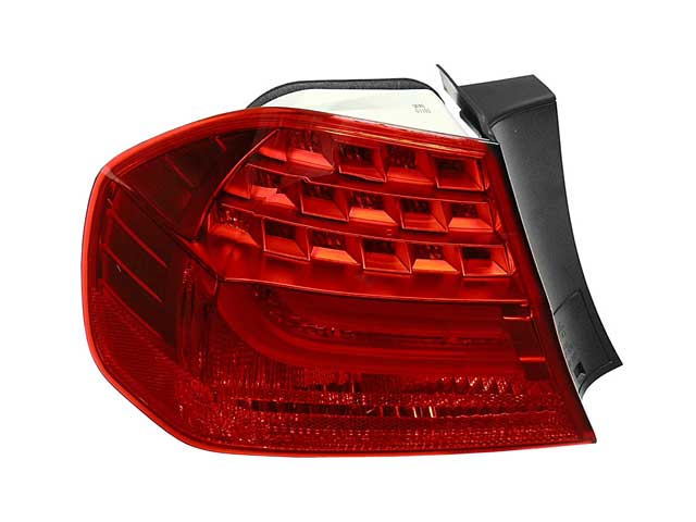 AUTOMOTIVE LIGHTING Taillight - LUS5682