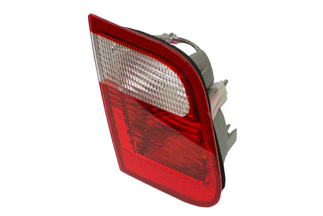 TYC Taillight - 17-0002-01