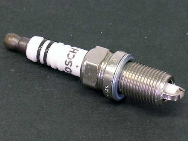 BOSCH Spark Plug 7404