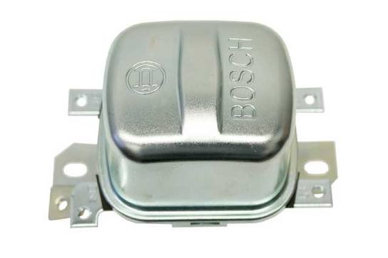 Bosch Voltage Regulator F 026 T02 204