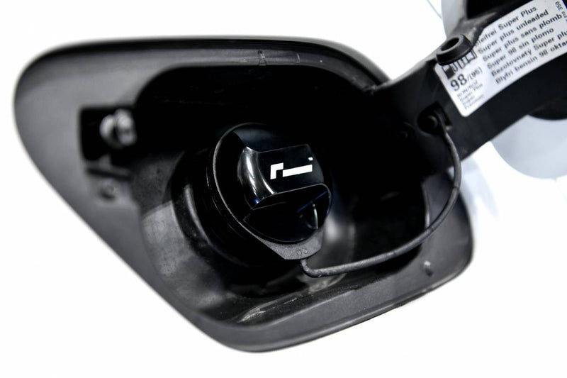 Racingline Billet Fuel Cap - Push &amp; Twist Type | VWR19G711