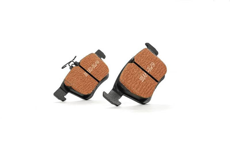 Racingline RP700 Brake Rear Brake Pads for Manual Handbrake Cars | VWR670008