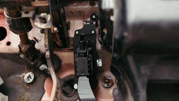 Fabless Mk7 Gas Pedal Adapter - VW MK1 | Scirocco