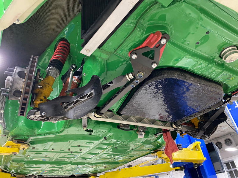 Adjustable front suspension for Porsche 911