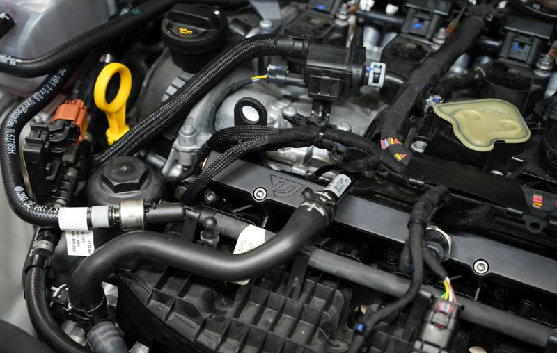 Unitronic MPI Fuel Rail Upgrade Kit W/O Injectors For 2.0TSI EA888 EVO4