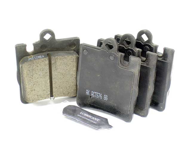 AKEBONO EURO Brake Pad Set - EUR 873