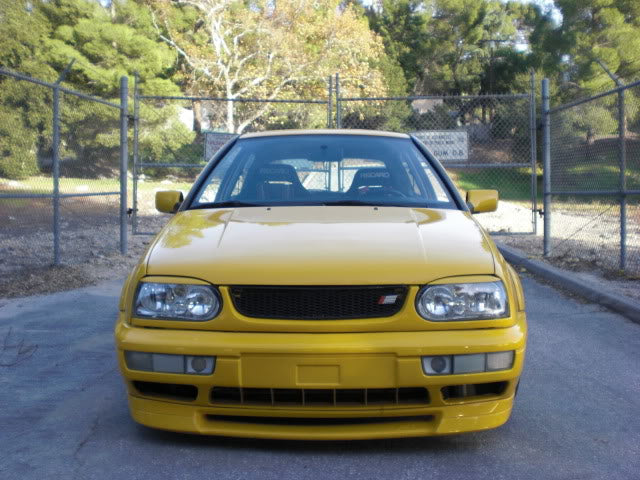 Yellow 1999 VW GTI VR6, front view