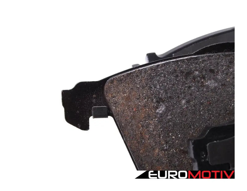 Front Brake Pad Set