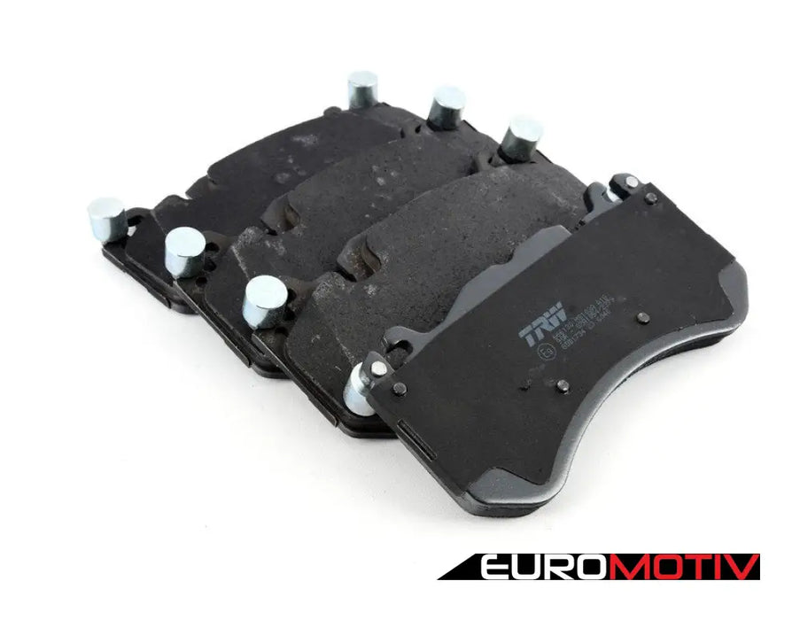 Front Brake Pad Set
