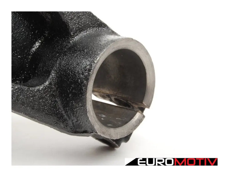 Front Spindle / Wheel Bearing Housing - Right