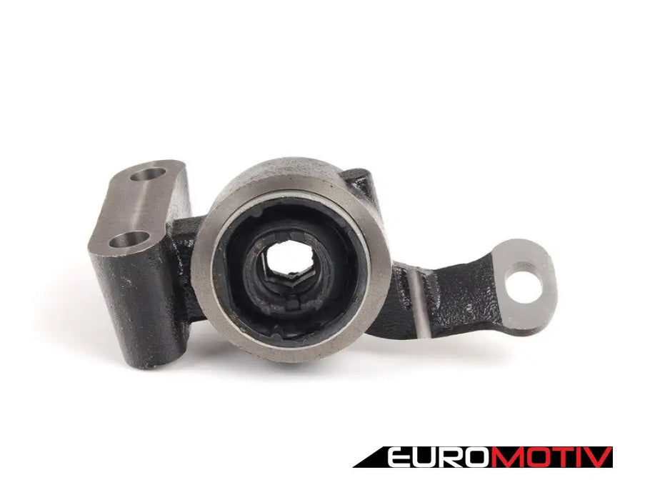 Lower Control Arm / Wishbone Bushing With Bracket - Set
